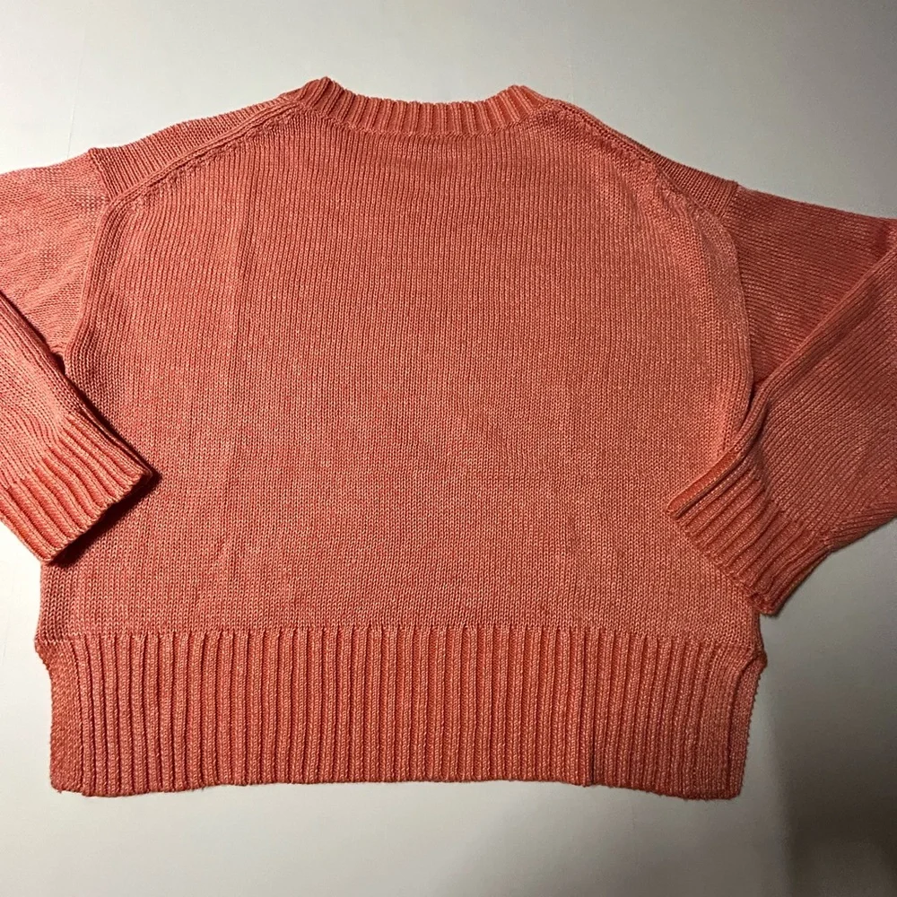 J.Crew women’s size medium long sleeve cable‎ knit sweater